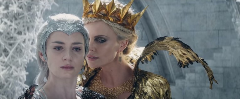 Il Cacciatore e la Regina di Ghiaccio: nel nuovo trailer le due sorelle si sfidano per il Reame