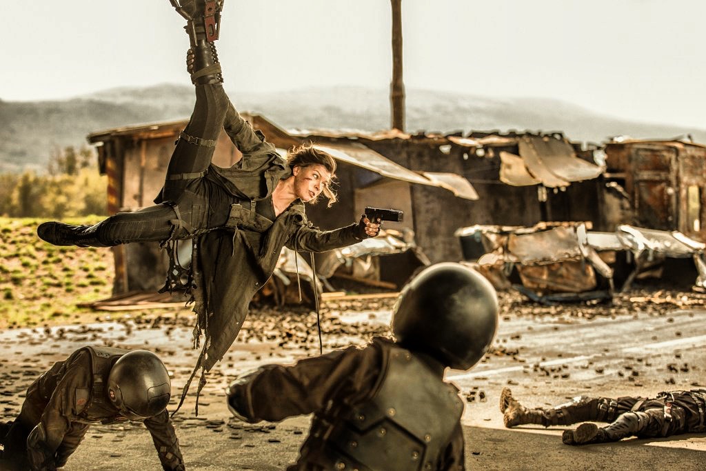 Resident Evil: The Final Chapter | La recensione del film di Paul W. S. Anderson Milla Jovovich RESIDENT EVIL: THE FINAL CHAPTER.