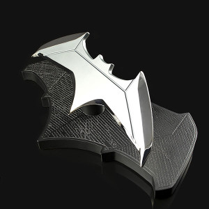 batarang batman replica 2