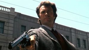 Ispettore Callaghan il caso Scorpio è tuo clint eastwood