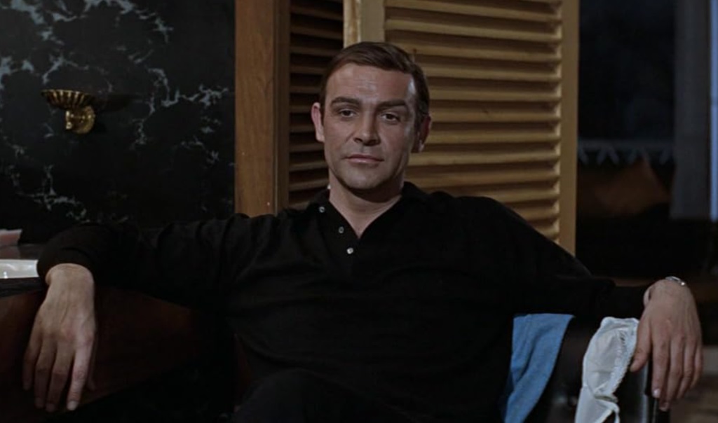 Sean Connery in Agente 007 – Thunderball operazione tuono (1965) Sean Connery in Agente 007 - Thunderball operazione tuono (1965)