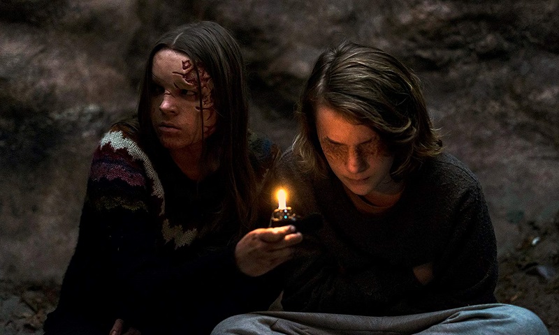 Toby Nichols and Nadia Alexander in The Dark (2018)