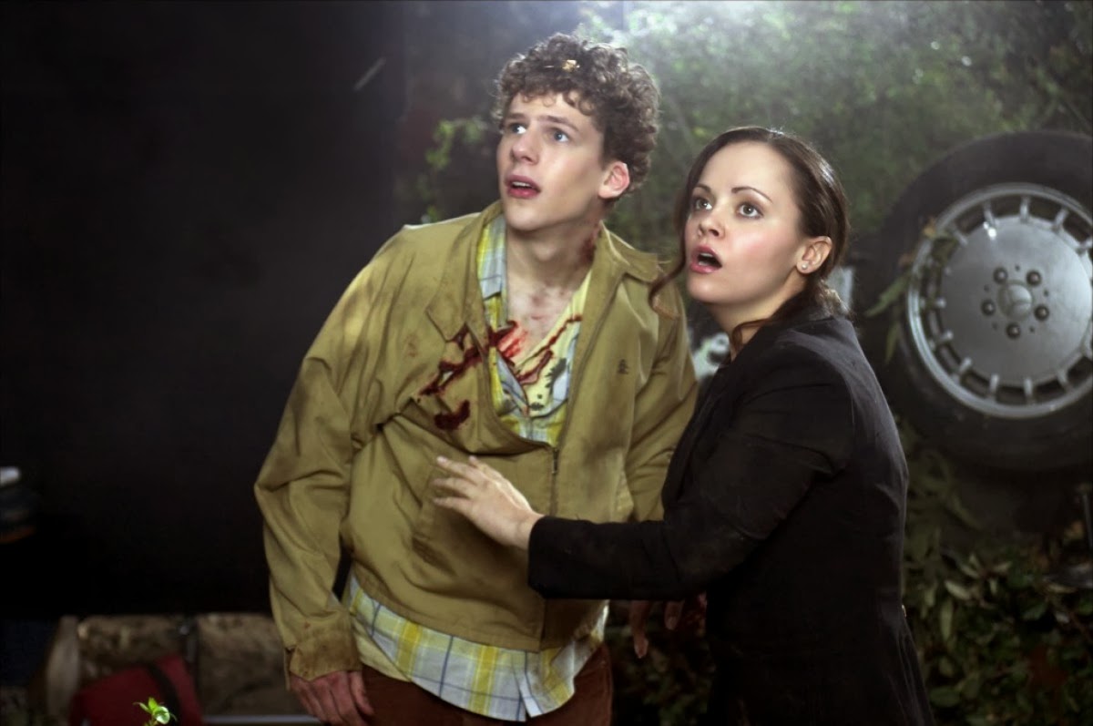 Christina Ricci and Jesse Eisenberg in Cursed (2005)