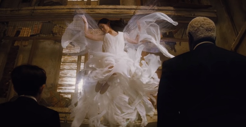 Col trailer di Artemis Fowl, Kenneth Branagh ci porta nel sottosuolo, tra elfi, nani e criminali Artemis Fowl film branagh