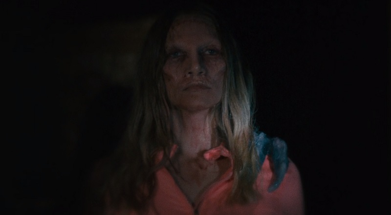 Nel trailer della serie Embryo, una gravidanza aliena porta voglie di carne umana embryo serie valladares