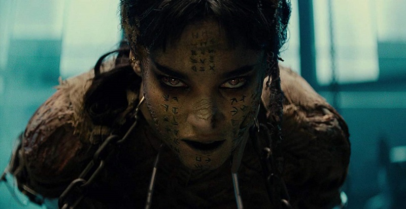 Sofia Boutella in LA Mummia (2017) Sofia Boutella in LA Mummia (2017)