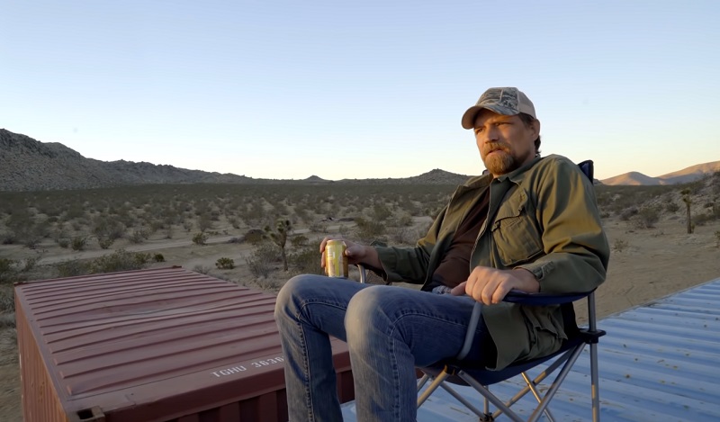 Il trailer di Skyman ci porta sul luogo di un incontro ravvicinato con gli UFO SKYMAN film Daniel Myrick