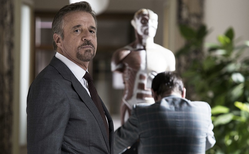 Sono solo fantasmi: trama e cast per il ghostbusters di – e con – Christian De Sica christian de sica set