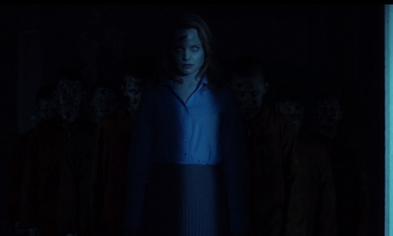apparition film 2019 horror mena suvari