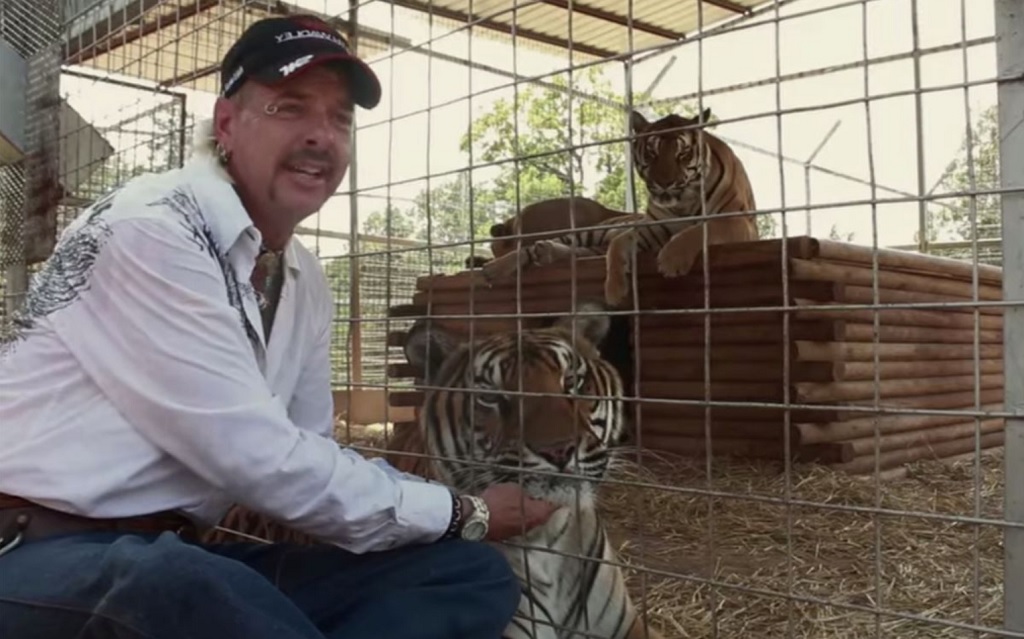 Joe Exotic in Tiger King Murder, Mayhem and Madness (2020) netflix Joe Exotic in Tiger King Murder, Mayhem and Madness (2020) netflix