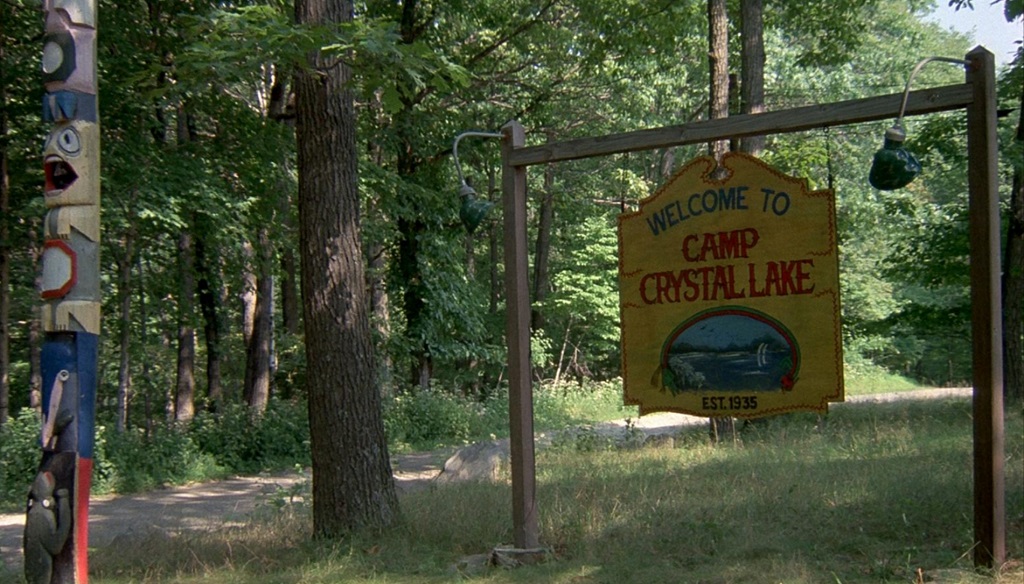 Dossier | Venerdì 13 di Sean S. Cunningham: i primi 40 anni di Jason venerdì 13 film 1980 campo lago cristallo