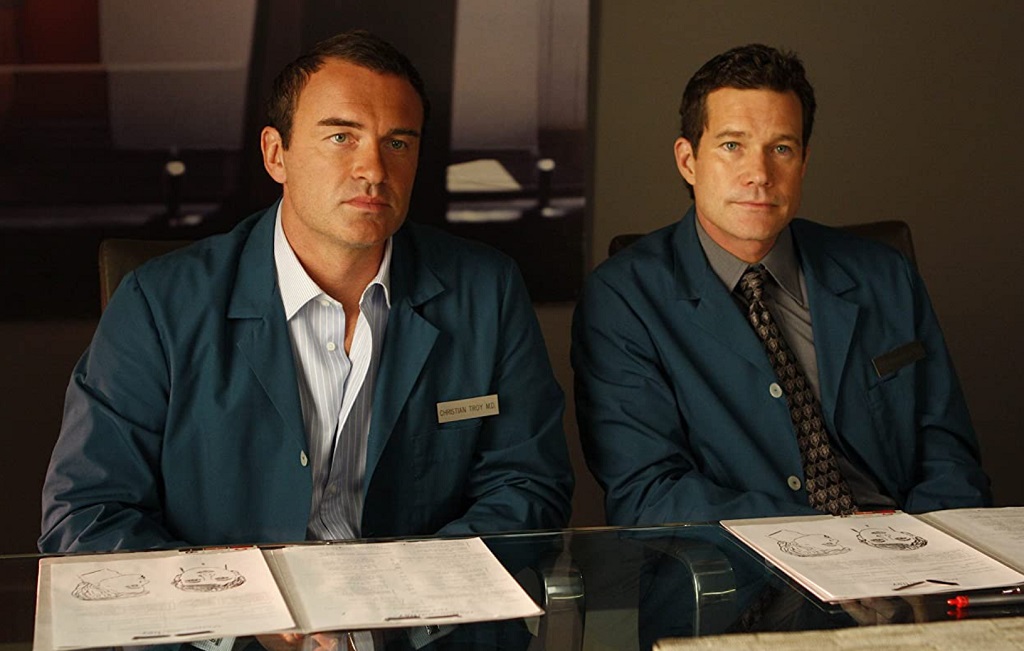 Julian McMahon e Dylan Walsh in Nip Tuck (2003)