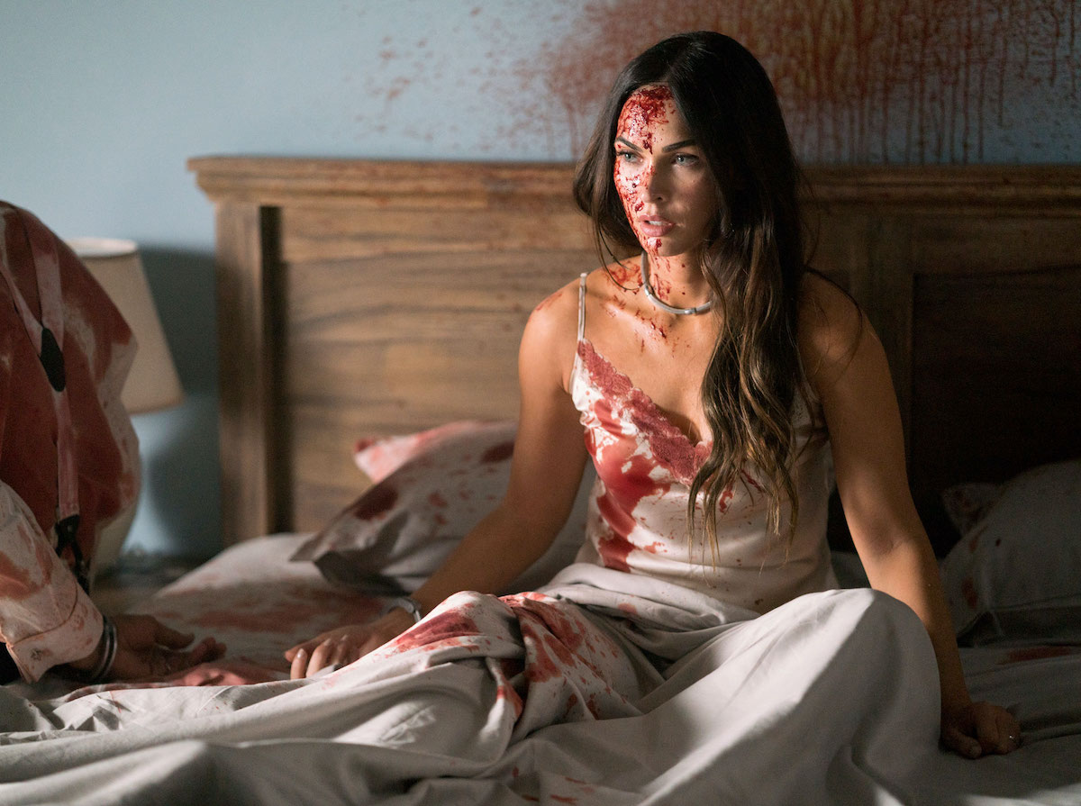 Immagini per Till Death: Megan Fox è coperta di sangue e ammanettata Till Death megan fox film