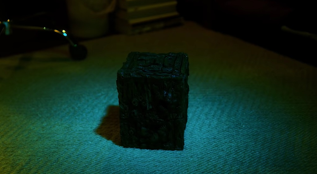 Resultado de imagen para Suicide Forest Village movie 2021