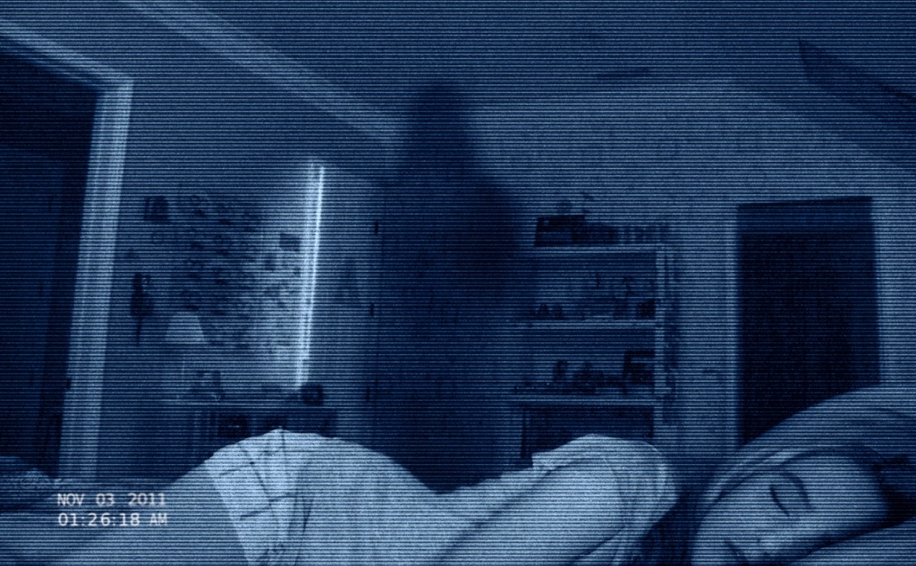 Paranormal Activity 7: trovati sceneggiatore e regista del film; devierà dai precedenti paranormal activity 4 poster
