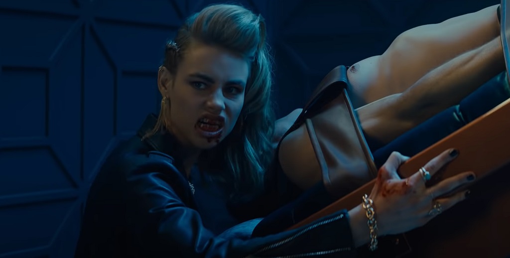 Trailer per Night Teeth (film Netflix): a L.A. c’è una guerra tra vampiri night teeth film netflix 2021