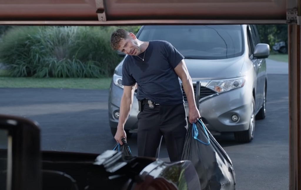 Full trailer per We Own This City (serie HBO): la Polizia di Baltimora è corrotta e violenta we own this city Bernthal serie 2022