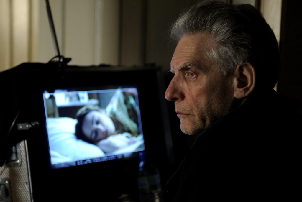 Trama e protagonista per The Shrouds: David Cronenberg comunica coi morti david cronenberg set