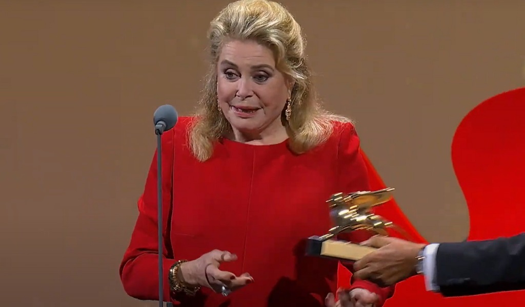 Deneuve venezia leone 2022