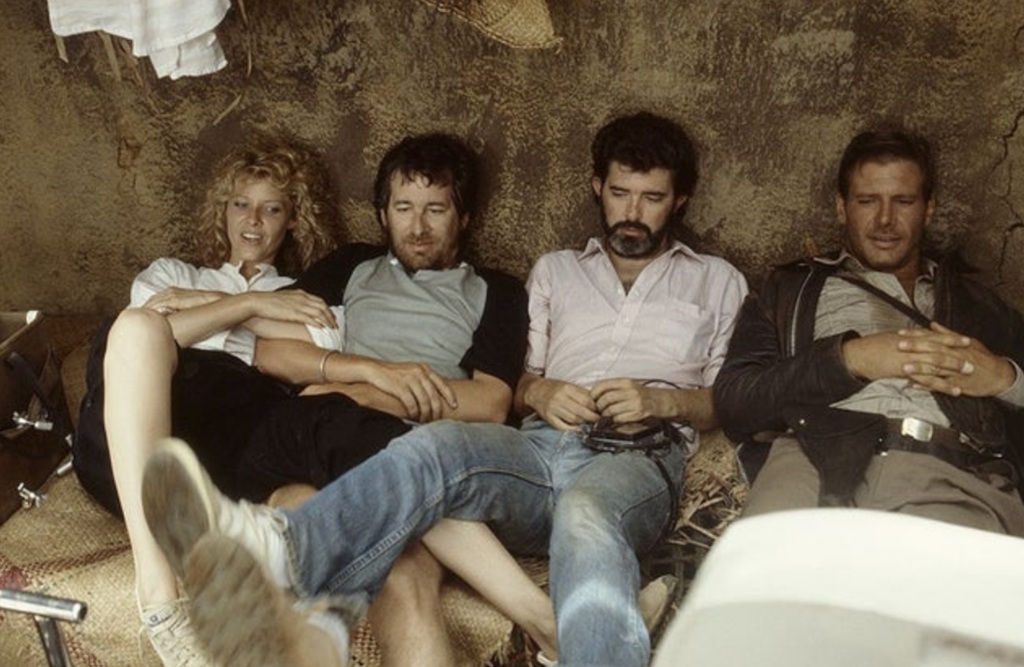 Capshaw Spielberg Lucas e Ford set tempio maledetto Capshaw Spielberg Lucas e Ford set tempio maledetto