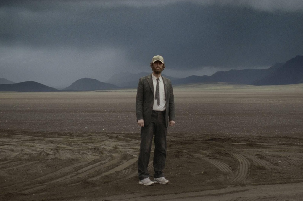 Trond Fausa in The Bothersome Man (2006)