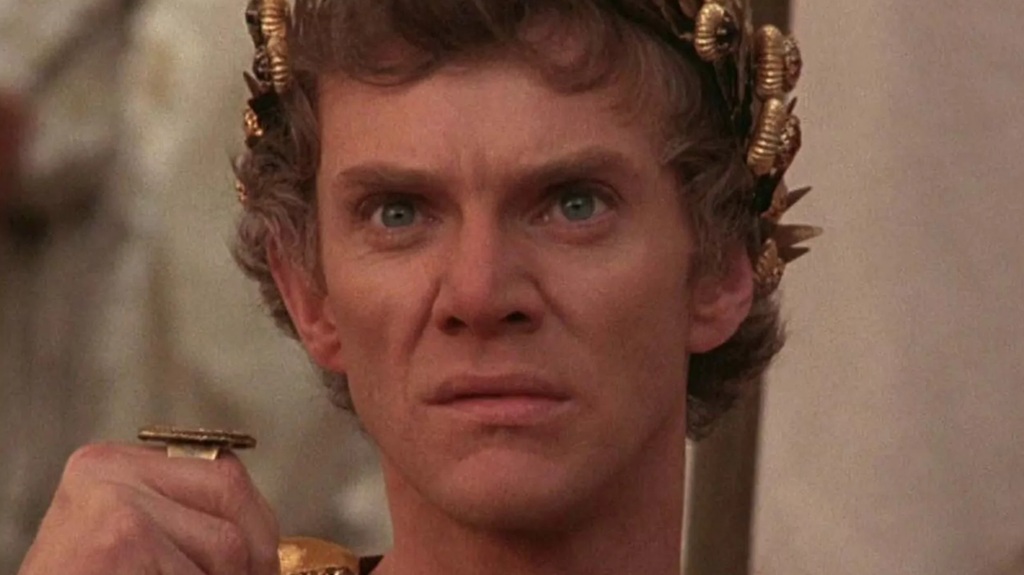 Malcolm McDowell caligola Malcolm McDowell caligola