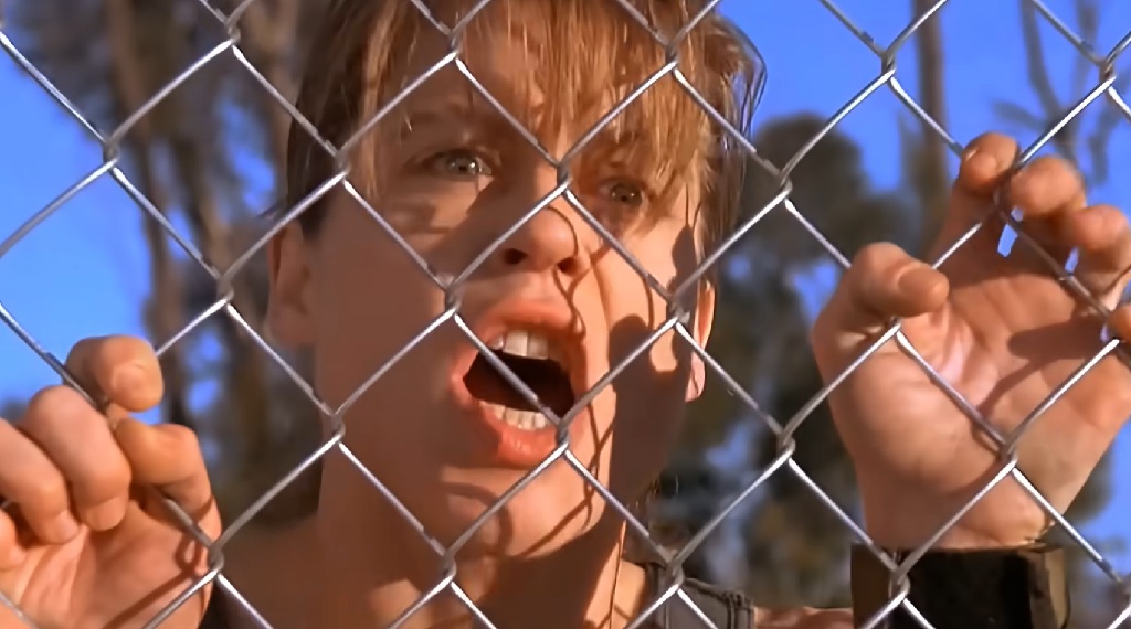 sarah connor terminator 2 film bomba