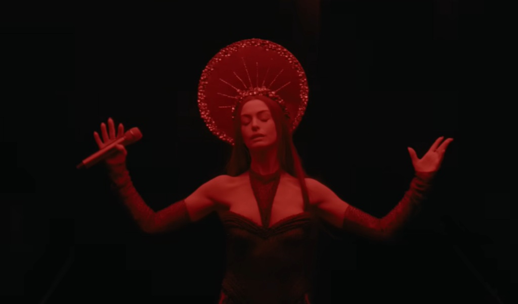 Anne Hathaway film mother mary