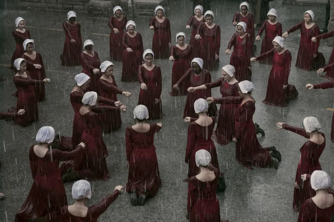 Una scena di The Handmaid's Tale