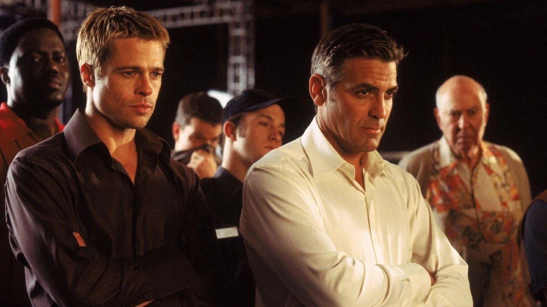 Brad Pitt e George Clooney in Oceans Eleven