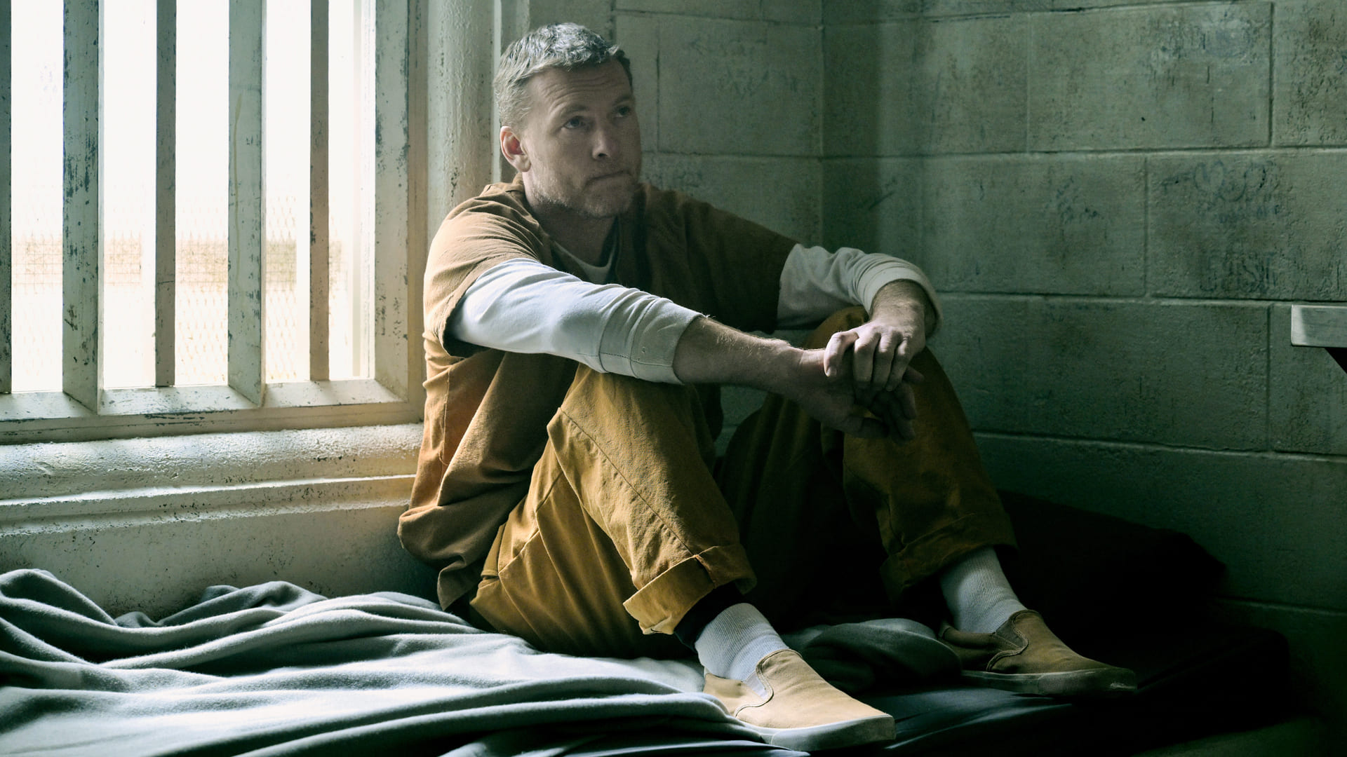 Sam Worthington in una scena di Ovunque tu sia
