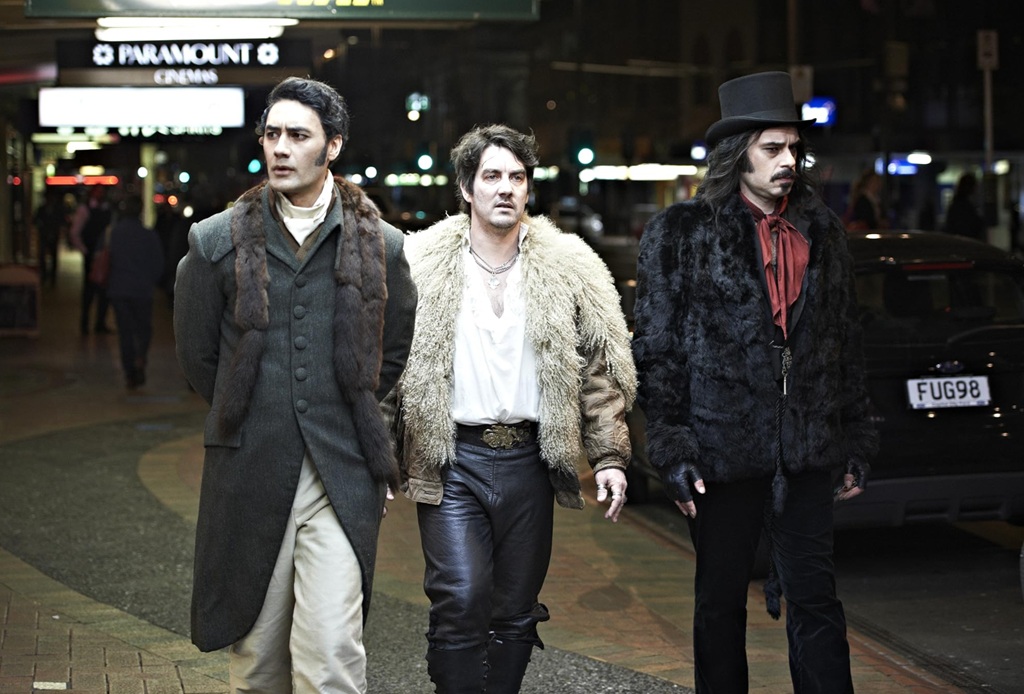 Taika Waititi e Jemaine Clement in Vita da vampiro - What We Do in the Shadows (2014)