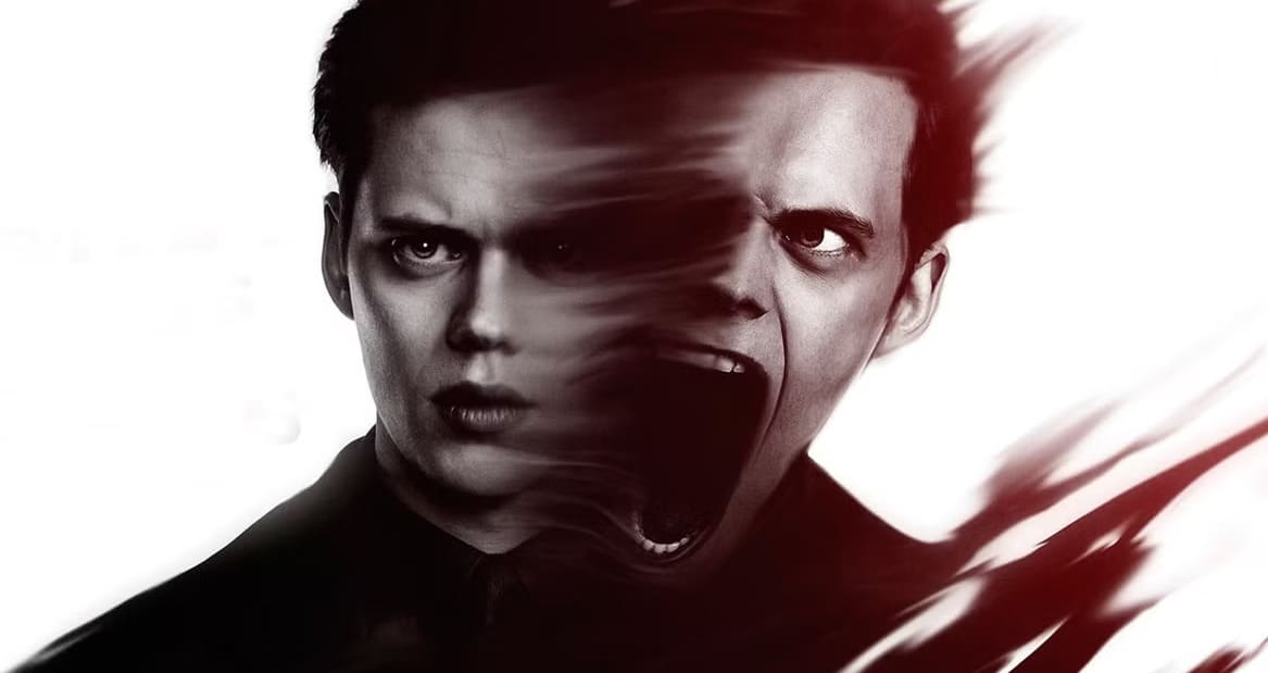 Bill Skarsgard nel poster di Hemlock Grove Bill Skarsgard nel poster di Hemlock Grove