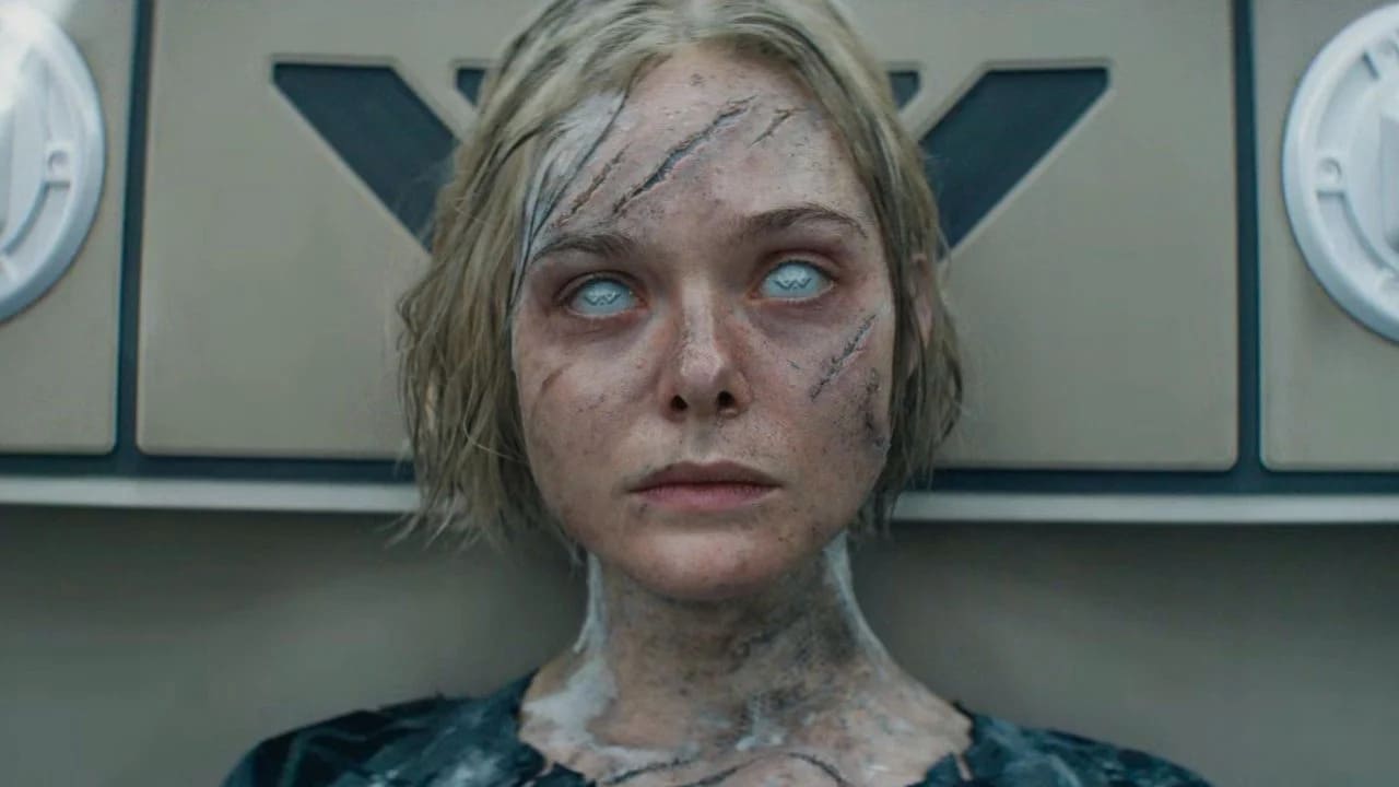 Elle Fanning in Predator Badlands