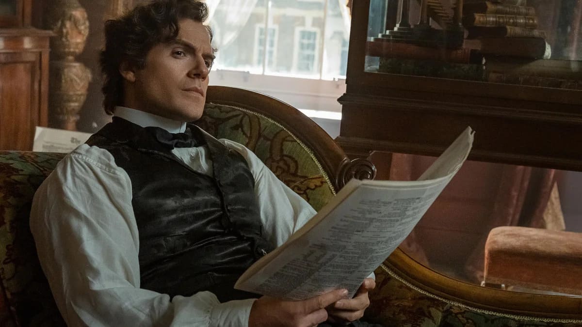 Henry Cavill in Enola Holmes 2