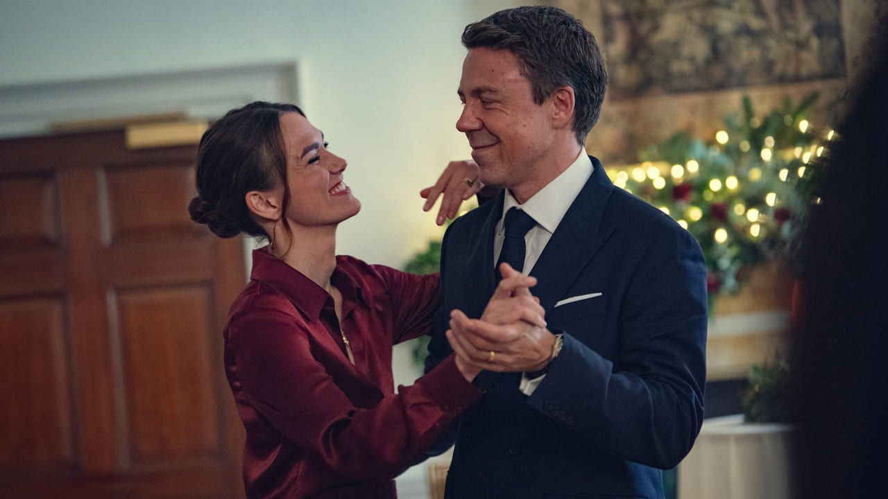 Una scena di Black Doves