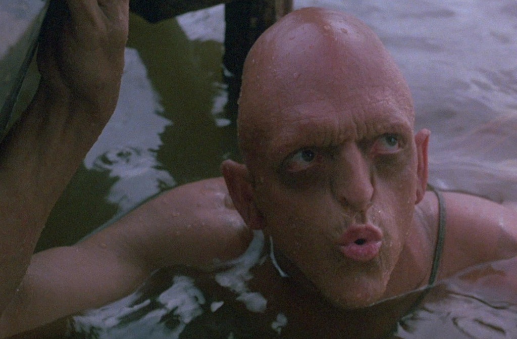 Michael Berryman in Inferno in diretta (1985)