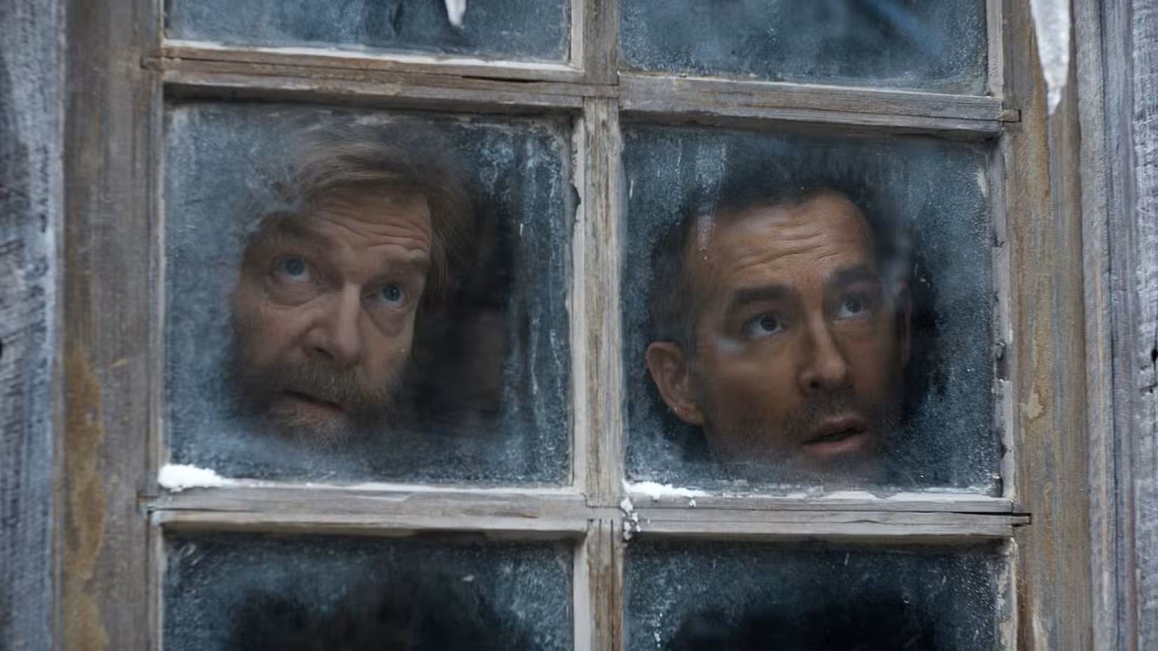 Kenneth Branagh e Ryan Reynolds in Mayday