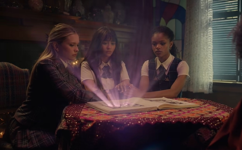 coven academy serie streghe 2026 disney coven academy serie streghe 2026 disney