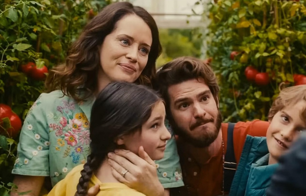 Andrew Garfield e Claire Foy in L'albero di Molto Lontano (2026) film flop