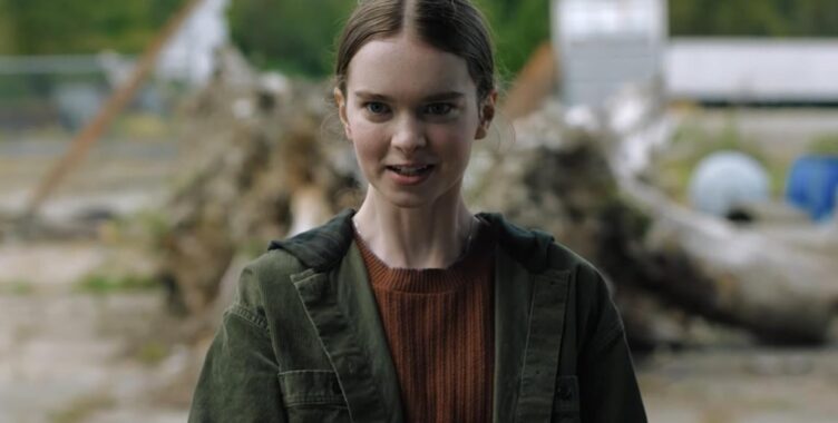 Carrie, la recensione: Mike Flanagan porta Stephen King nell’era dei social, ma diluisce il suo orrore